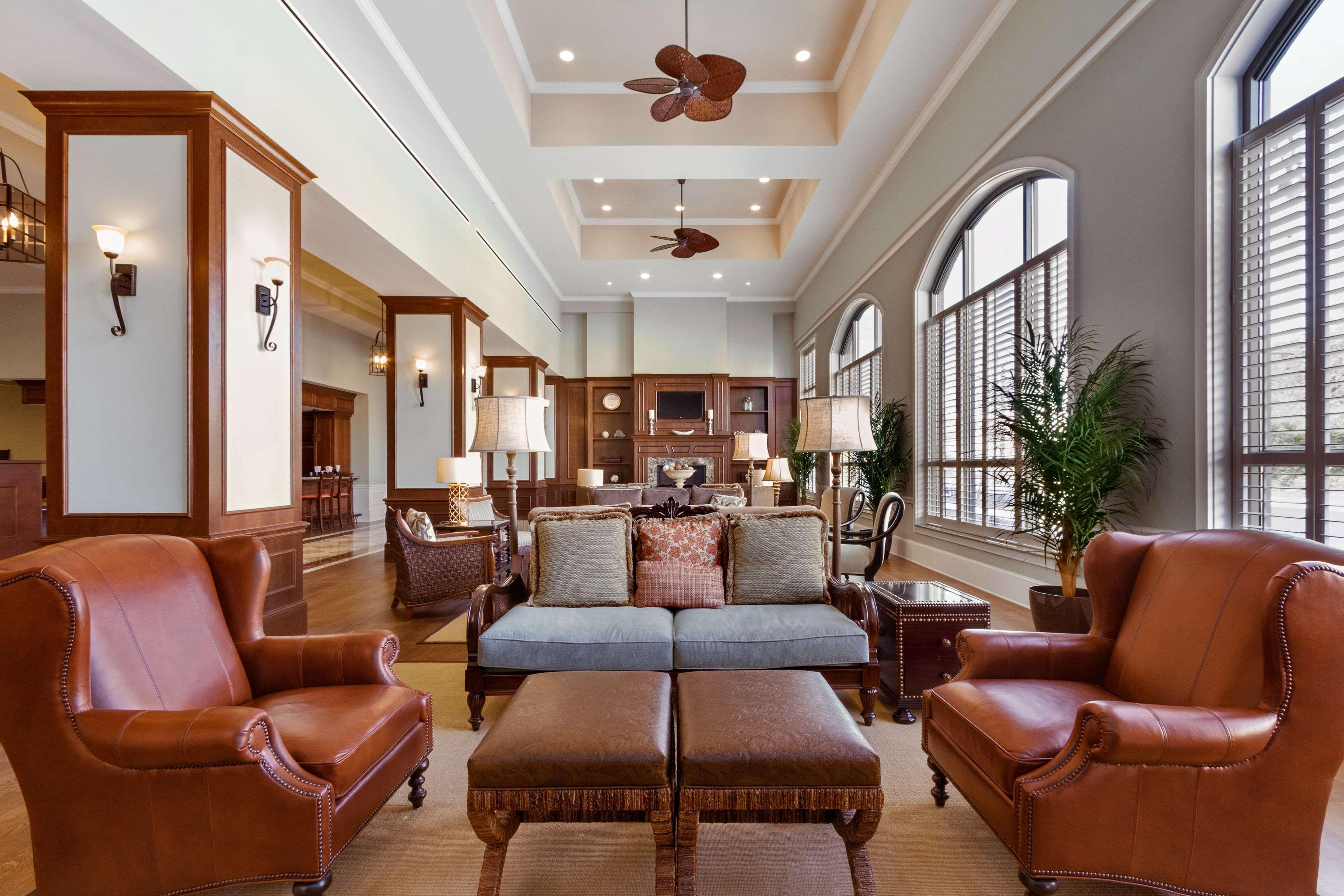 Embassy Suites Savannah Historic District Buitenkant foto
