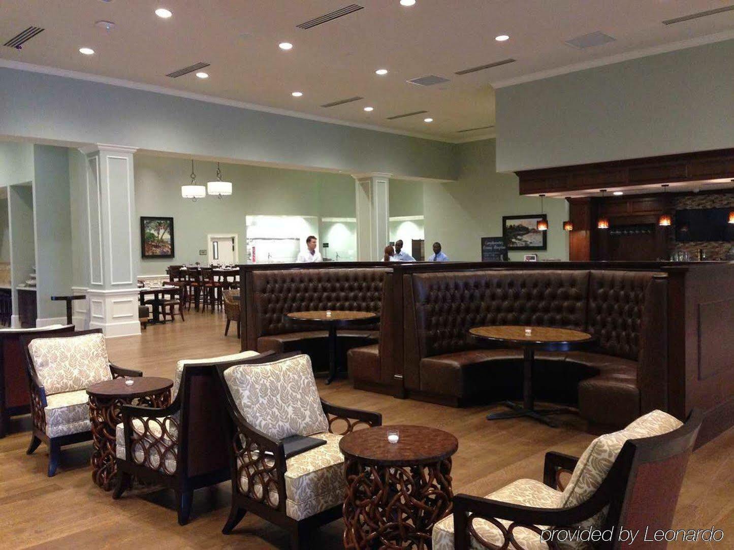 Embassy Suites Savannah Historic District Buitenkant foto